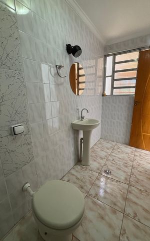 Casa à venda com 265m², 3 quartos e 2 vagasBanheiro da Suíte