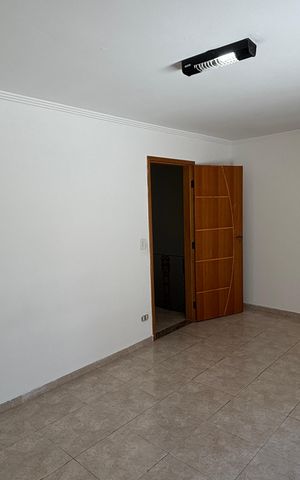 Casa à venda com 265m², 3 quartos e 2 vagasSuite