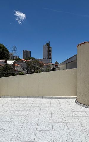 Casa à venda com 265m², 3 quartos e 2 vagasSuite Varanda