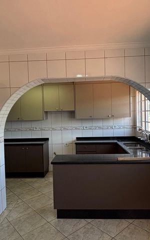 Casa à venda com 265m², 3 quartos e 2 vagasCozinha - Sala de Jantar