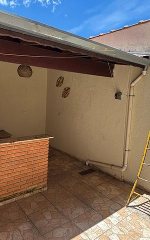 Casa à venda com 265m², 3 quartos e 2 vagasEspaço Gourmet - Quintal
