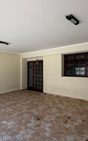Casa à venda com 265m², 3 quartos e 2 vagasGaragem