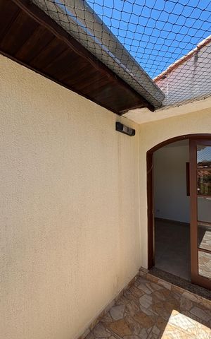 Casa à venda com 265m², 3 quartos e 2 vagasSuite 2 Varanda