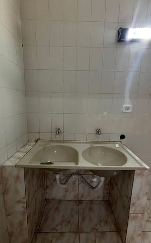 Casa à venda com 265m², 3 quartos e 2 vagasPorão - Area de Serviço