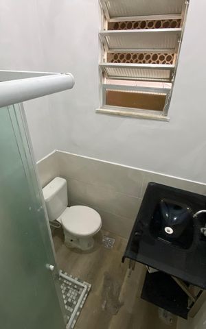 Casa à venda com 30m², 1 quarto e sem vaga Casa à venda com 30m², 1 quarto e sem vagaBanheiro