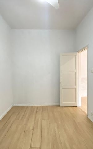 Casa à venda com 30m², 1 quarto e sem vaga Casa à venda com 30m², 1 quarto e sem vagaQuarto