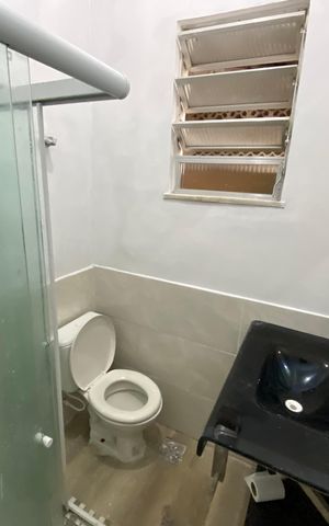 Casa à venda com 30m², 1 quarto e sem vaga Casa à venda com 30m², 1 quarto e sem vagaBanheiro