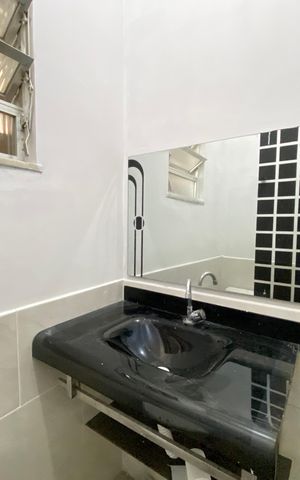 Casa à venda com 30m², 1 quarto e sem vaga Casa à venda com 30m², 1 quarto e sem vagaBanheiro