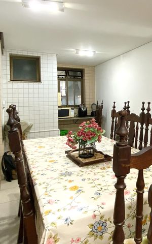 Apartamento à venda com 383m², 4 quartos e 4 vagas Apartamento à venda com 383m², 4 quartos e 4 vagasCopa