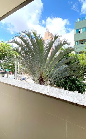 Apartamento à venda com 383m², 4 quartos e 4 vagas Apartamento à venda com 383m², 4 quartos e 4 vagasVaranda da Suite 1