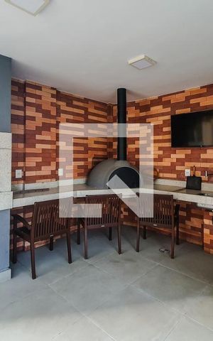 Apartamento à venda com 85m², 3 quartos e 2 vagas Apartamento à venda com 85m², 3 quartos e 2 vagasChurrasqueira