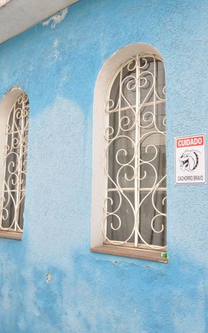 Casa à venda com 300m², 2 quartos e 4 vagasFachada