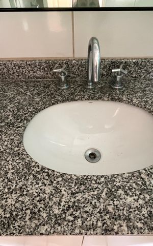 Apartamento à venda com 283m², 2 quartos e 3 vagas Apartamento à venda com 283m², 2 quartos e 3 vagasBanheiro Social