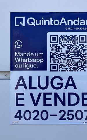Casa à venda com 280m², 4 quartos e 3 vagas Casa à venda com 280m², 4 quartos e 3 vagasPlaquinha