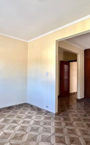 Casa à venda com 280m², 4 quartos e 3 vagas Casa à venda com 280m², 4 quartos e 3 vagasSuite 1