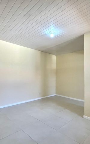 Casa à venda com 280m², 4 quartos e 3 vagas Casa à venda com 280m², 4 quartos e 3 vagasSuite 2