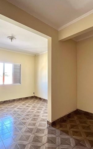 Casa à venda com 280m², 4 quartos e 3 vagas Casa à venda com 280m², 4 quartos e 3 vagasSuite 1