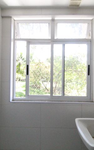 Apartamento à venda com 83m², 3 quartos e 1 vagaÁrea de serviço