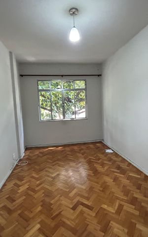 Apartamento à venda com 66m², 2 quartos e 1 vagaSala