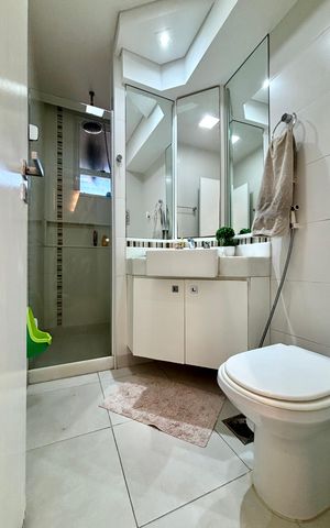 Apartamento à venda com 96m², 3 quartos e 1 vaga Apartamento à venda com 96m², 3 quartos e 1 vagaBanheiro social