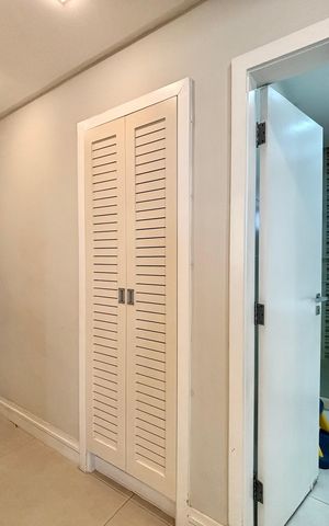 Apartamento à venda com 96m², 3 quartos e 1 vaga Apartamento à venda com 96m², 3 quartos e 1 vagaBanheiro social