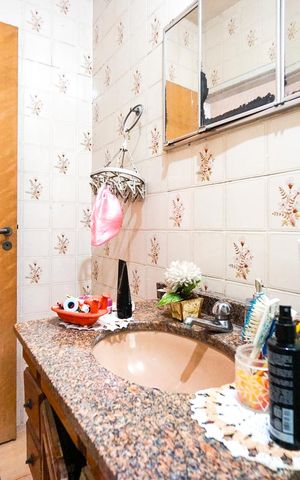 Casa à venda com 150m², 3 quartos e 2 vagas Casa à venda com 150m², 3 quartos e 2 vagasBanheiro da suíte