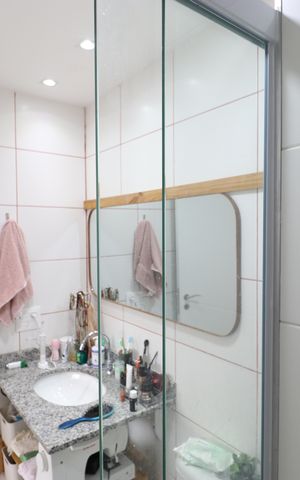 Apartamento para alugar com 65m², 2 quartos e 1 vagaBanheiro da Suíte