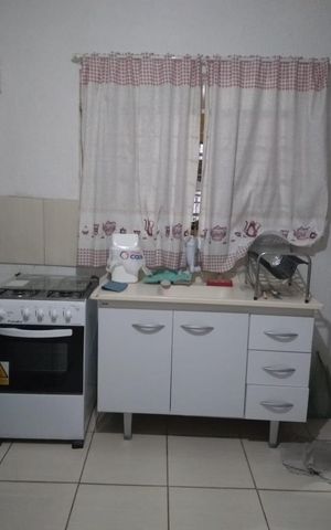 Casa à venda com 90m², 4 quartos e 1 vaga