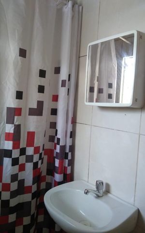 Casa à venda com 90m², 4 quartos e 1 vaga