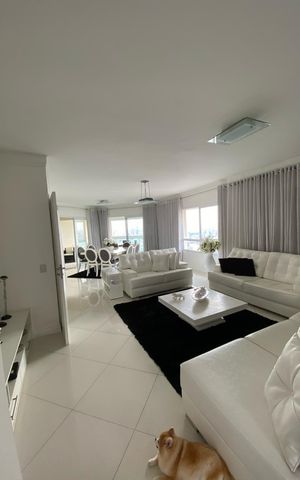 Apartamento à venda com 145m², 3 quartos e 3 vagas