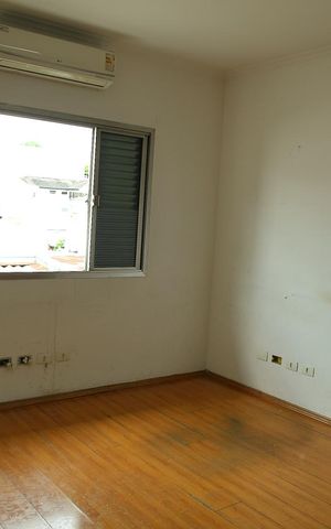 Casa para alugar com 380m², 3 quartos e 6 vagasSuíte 