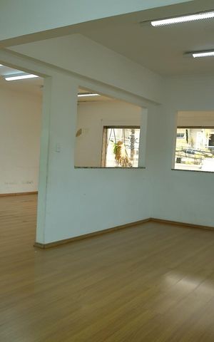 Casa para alugar com 380m², 3 quartos e 6 vagasSala