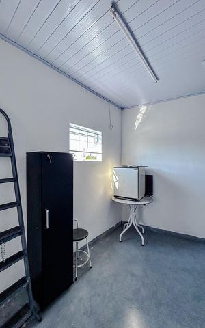 Casa à venda com 244m², 6 quartos e 3 vagasCasa 2