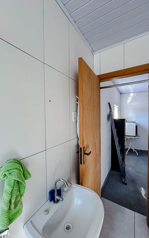 Casa à venda com 244m², 6 quartos e 3 vagasCasa 2