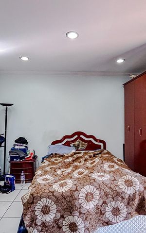 Casa à venda com 244m², 6 quartos e 3 vagasQuarto 1