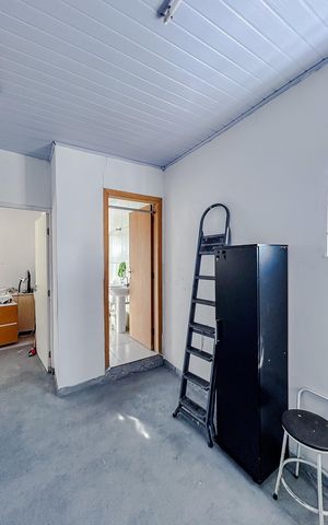 Casa à venda com 244m², 6 quartos e 3 vagasCasa 2