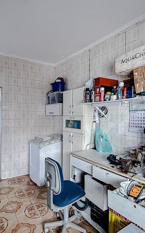 Casa à venda com 244m², 6 quartos e 3 vagasÁrea de Serviço