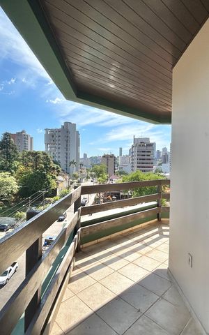 Apartamento para alugar com 299m², 3 quartos e 2 vagas Apartamento para alugar com 299m², 3 quartos e 2 vagasSacada