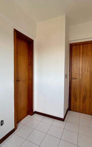 Apartamento para alugar com 299m², 3 quartos e 2 vagas Apartamento para alugar com 299m², 3 quartos e 2 vagasSuíte 3