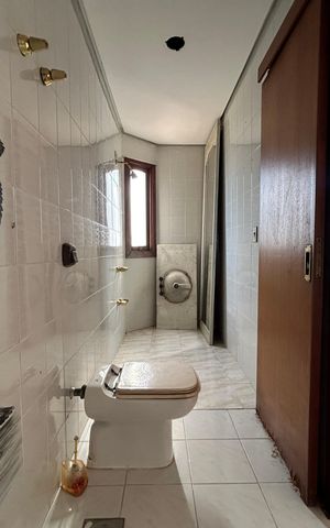 Apartamento para alugar com 299m², 3 quartos e 2 vagas Apartamento para alugar com 299m², 3 quartos e 2 vagasBanheiro