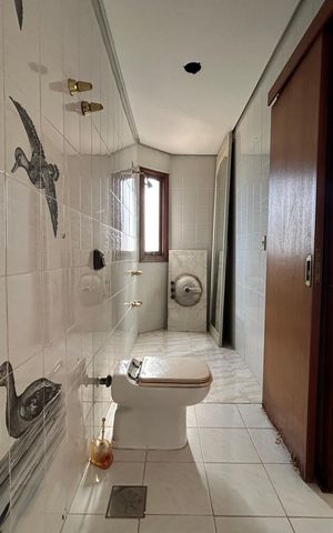 Apartamento para alugar com 299m², 3 quartos e 2 vagas Apartamento para alugar com 299m², 3 quartos e 2 vagasBanheiro