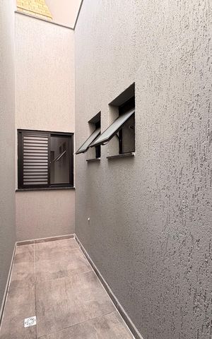 Casa à venda com 132m², 4 quartos e 2 vagas Casa à venda com 132m², 4 quartos e 2 vagasÁrea privativa suite 1