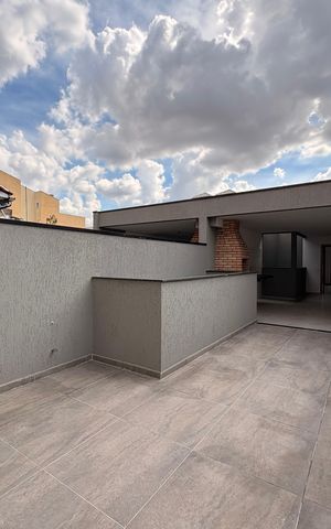 Casa à venda com 132m², 4 quartos e 2 vagas Casa à venda com 132m², 4 quartos e 2 vagasÁrea gourmet cobertura