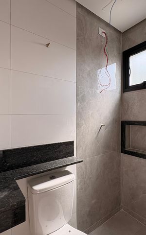 Casa à venda com 132m², 4 quartos e 2 vagas Casa à venda com 132m², 4 quartos e 2 vagasBanheiro Da suíte 2