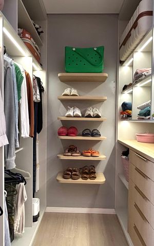 Casa para alugar com 127m², 3 quartos e 2 vagas Casa para alugar com 127m², 3 quartos e 2 vagasSuíte Closet