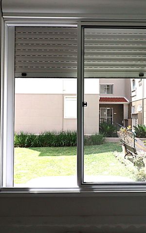 Apartamento à venda com 76m², 2 quartos e 1 vagaJanela do Quarto 2