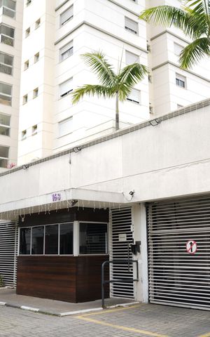 Apartamento à venda com 152m², 3 quartos e 3 vagasFachada