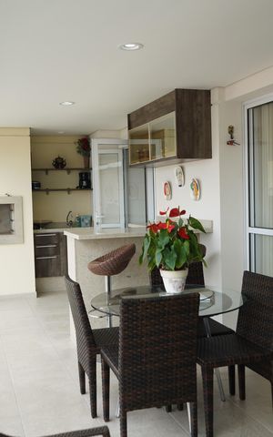 Apartamento à venda com 152m², 3 quartos e 3 vagasSacada