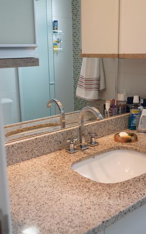 Apartamento à venda com 152m², 3 quartos e 3 vagasBanheiro da Suíte 1