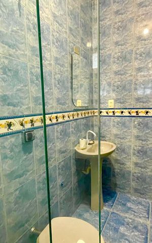 Casa à venda com 415m², 4 quartos e 5 vagas Casa à venda com 415m², 4 quartos e 5 vagasBanheiro da Suíte 3